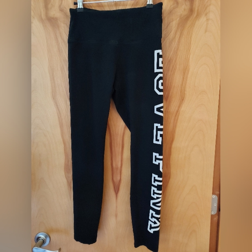 Pink brand leggings
